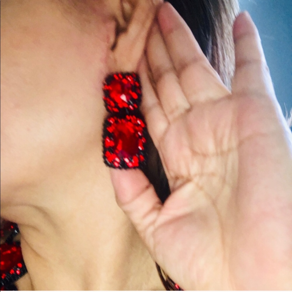 Massive red earrings - Picture 1 of 4